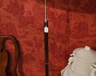One of 2 matching lamps
