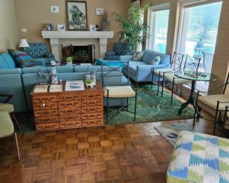 What a ROOM!