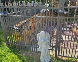 Resin angel