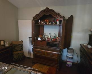 Large Bedroom Armour