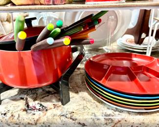 Fondue set and plates