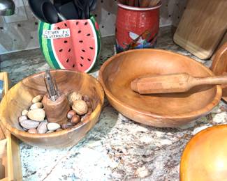 Wood bowls
