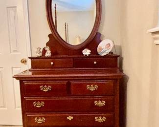 Lovely wood dresser with mirror