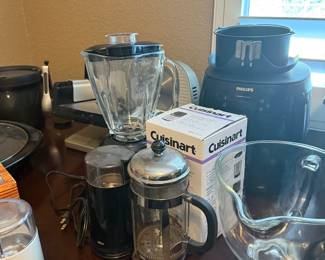 blender, french press, kitchenaid bowl, air fryer, coffee grinder, etc