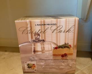 bristol park dome cake stand