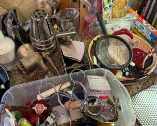 manual cheese grater, misc utensils
