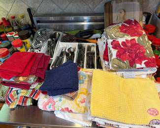 silverware, kitchen towels
