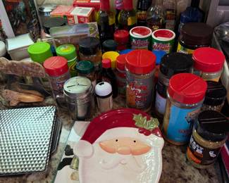 spices/marinades/oils, christmas kitchenware