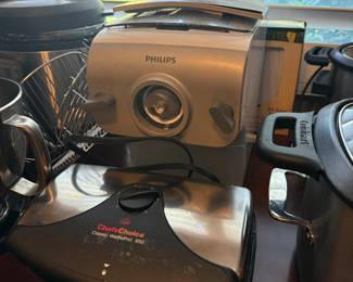 pasta maker, waffle maker