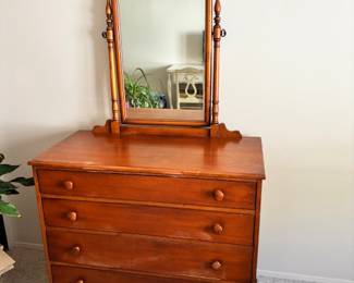 Dresser w/ Mirror