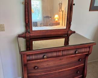 Dresser w/ Mirror