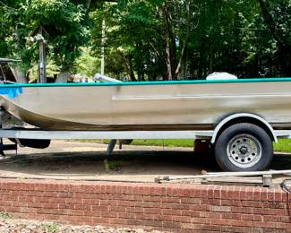 Weldbilt Custom Aluminum Fishing Boat with 90 HP 65 Jet Drive Yamaha Motor.