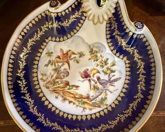 Vincennes Blue White Gold Multi Shell Shaped Hand Painted Bird Scene Bowl