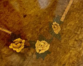 The inlay on the table is simply stunning!
