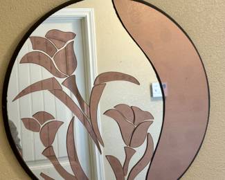 Post modern style mirror
