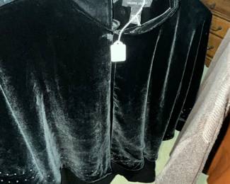 VALERIE STEVENS black velvet jacket