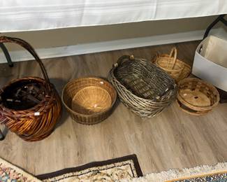 Lots of unique baskets throughout