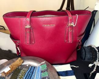 MICHAEL KORS red leather purse