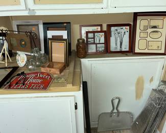 LOTS OF FRAMES