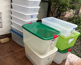 STORAGE CONTAINERS