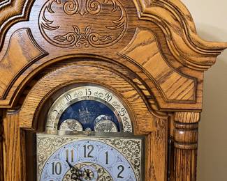 66th ANNIVERSARY EDITION. Fabulous oak case!