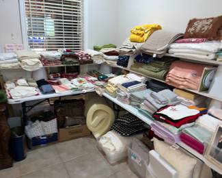 LOTS OF LINENS