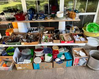 THE BACK PORCH! MORE KITCHEN ITEMS!