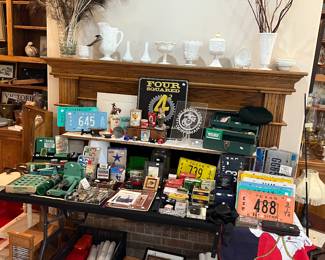 GREAT TABLE FULL OF AMMO, RE-LOADING SUPPLIES, VINTAGE TEXAS "SHRIMP" LICENSE PLATES!