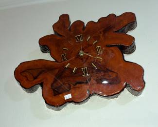 MESQUITE-SLICE CLOCK