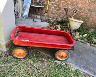 LITTLE RED WAGON