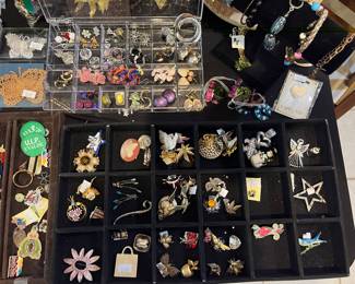 PINS, BROOCHES, EARRINGS