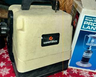 GAMEFISHER DEPTH FINDER