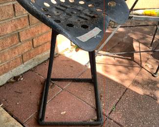 TRACTOR SEAT STOOL