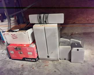 YAMAHA SPEAKER SET