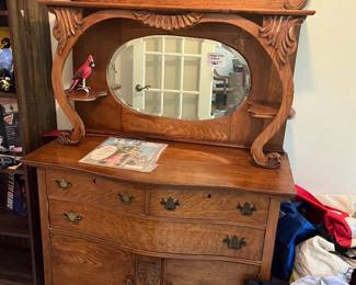 GORGEOUS ANTIQUE OAK BUFFET & MIRROR DECK