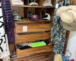 GREAT ARMOIRE!