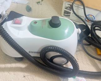 Steam cleaner