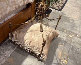 Dog bed