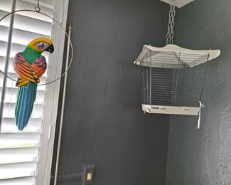 HANGING BIRD ITEMS