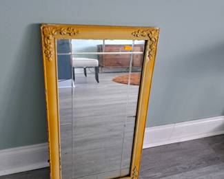 VINTAGE MIRROR