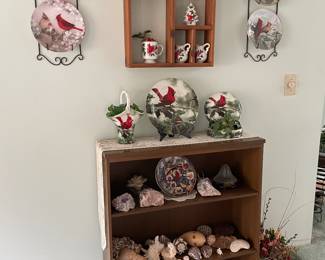 Fun, cardinal decor and shells