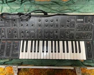 Yamaha duophonic analog synthesizer