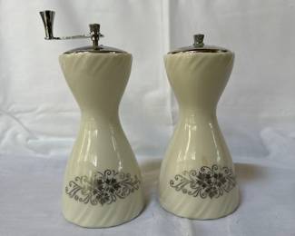 Lenox Valera Salt and Pepper Mills 