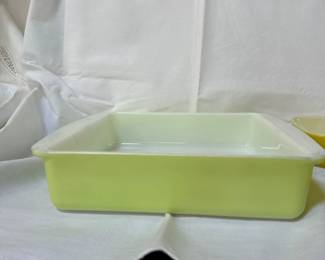 Pyrex Lime Green Rectangular Baking Dish 