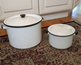 white enamal pots with lids