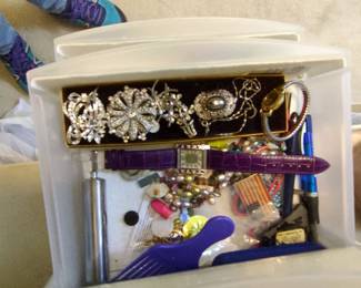 pins and brooches - costume