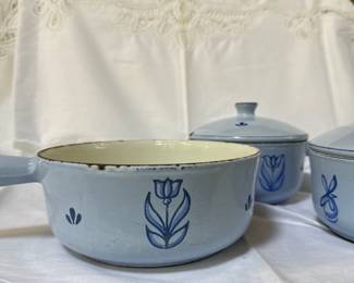 vintage DRU Holland enamed cast iron sauce pots with lids 