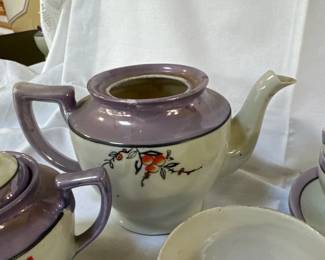 vintage 1940s purple lusterware teapot 