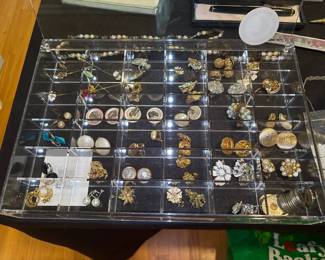 vintage clip on earrings 