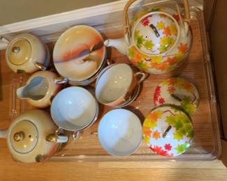 retro teapots tea sets 